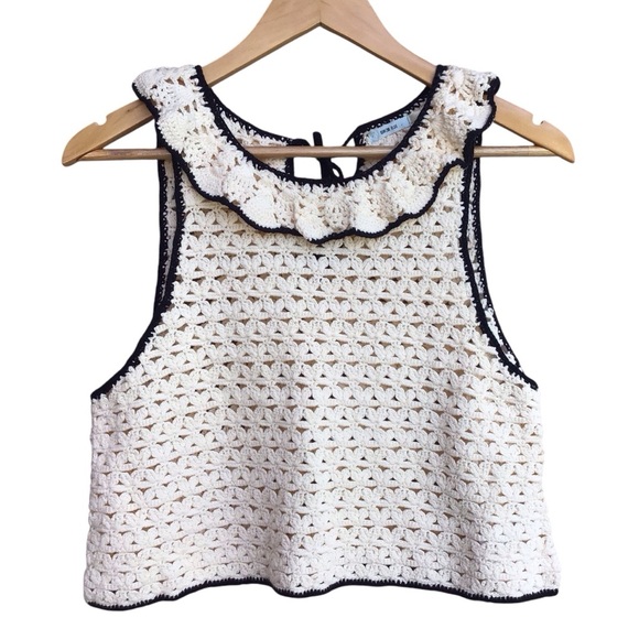 Urban Outfitters Kimchi Blue Boho Ruffle Crochet Sleeveless Top Size Small NEW - Picture 2 of 6